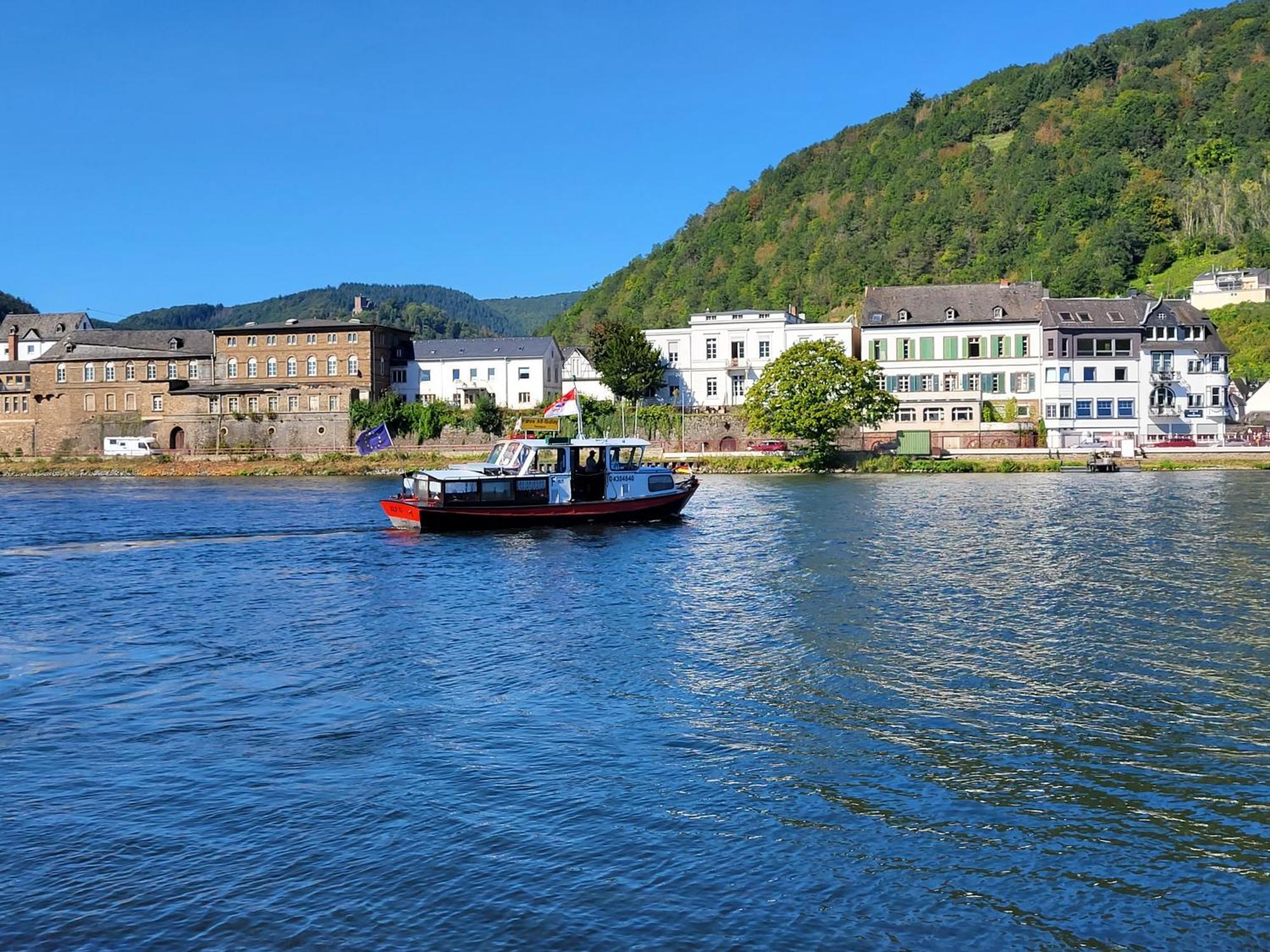 Ferienwohnungen Bullay Exterior photo